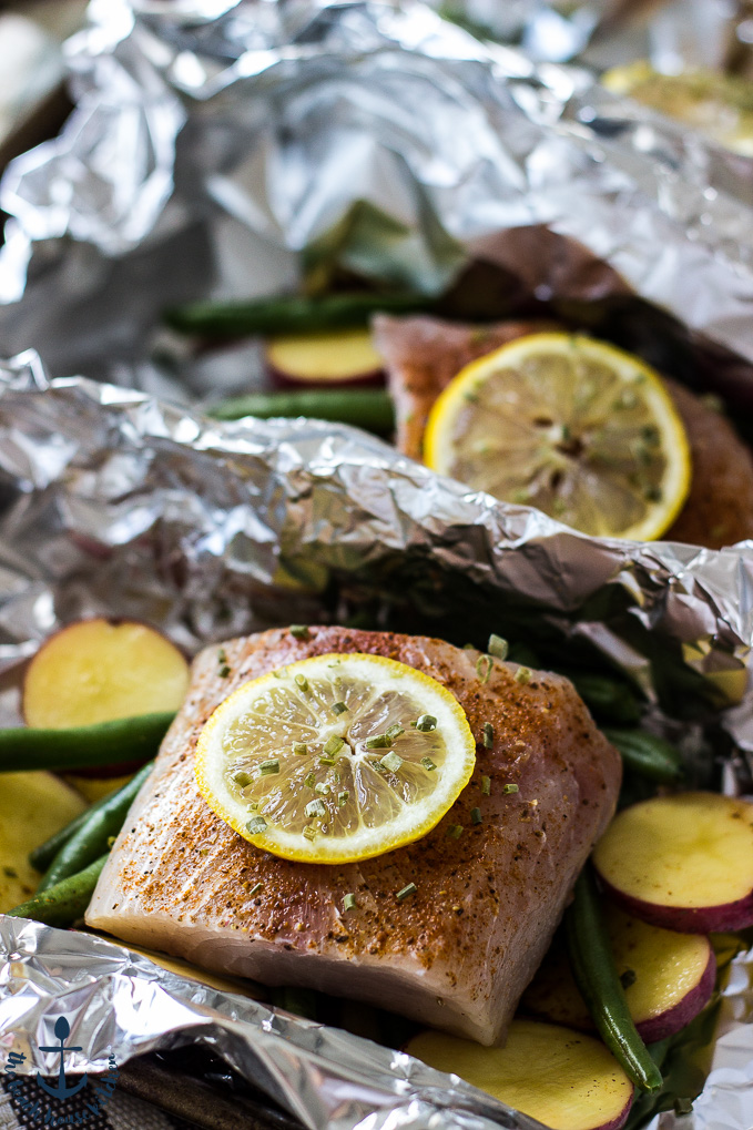 Grilled Mahi Mahi and Vegetables in Foil Packets