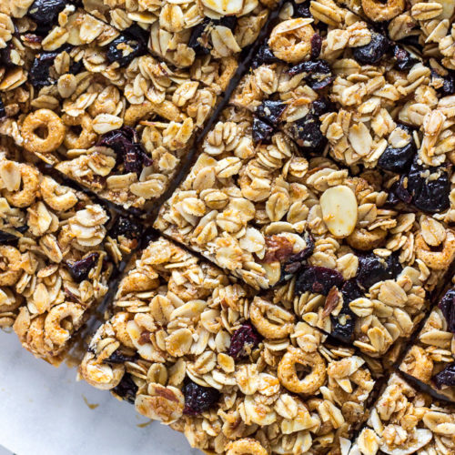 Chewy White Chocolate Dipped Blueberry Granola Bars - The Beach House ...