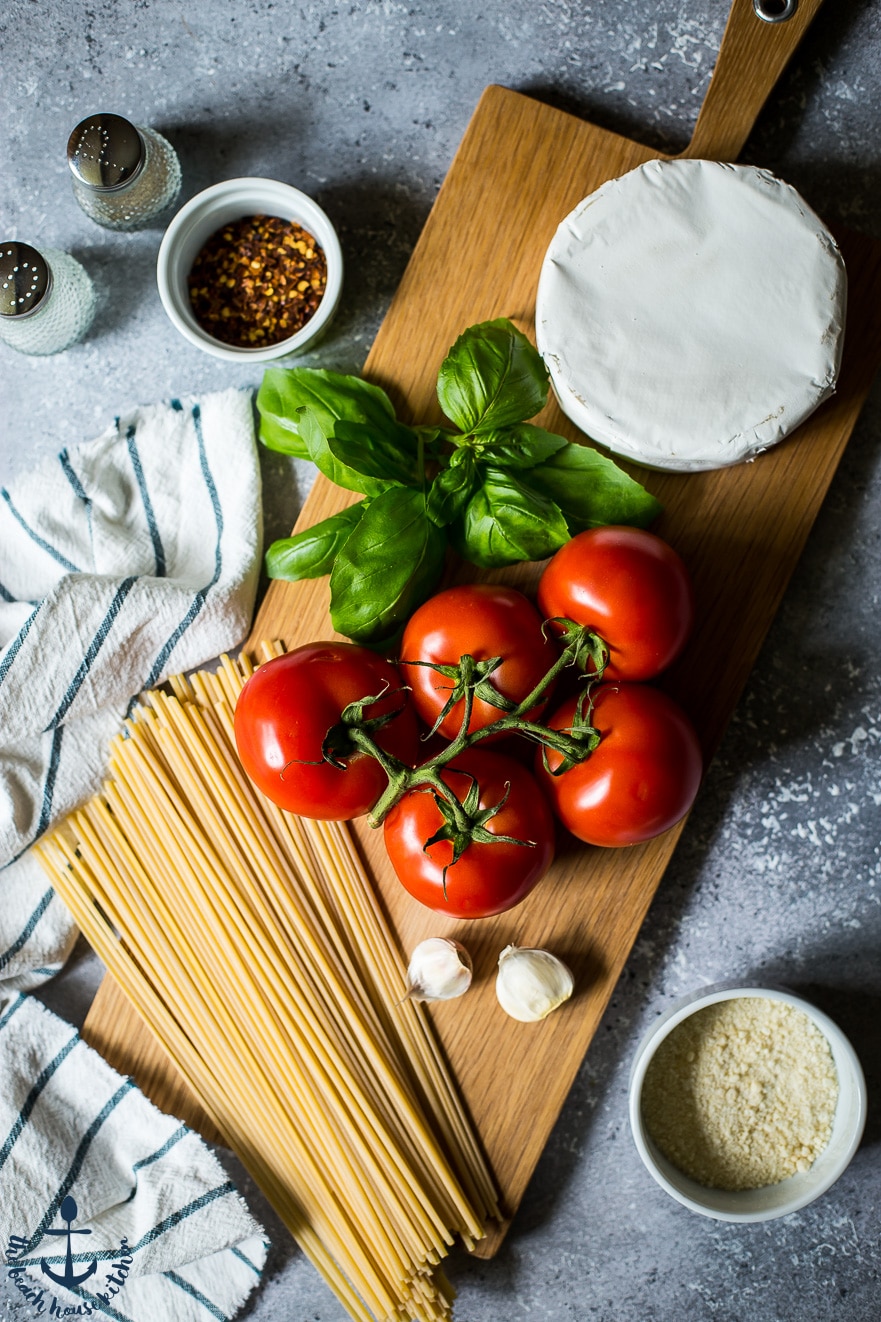 Linguine with Tomatoes, Basil and Brie