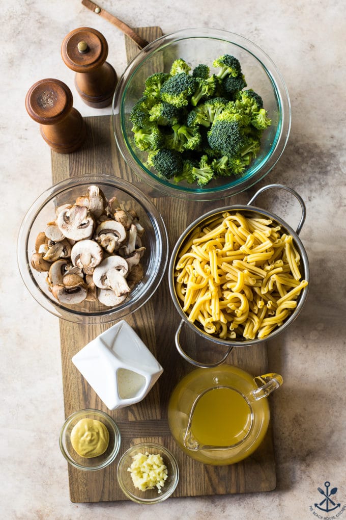 Creamy Garlic Broccoli Mushroom Pasta - The Beach House Kitchen