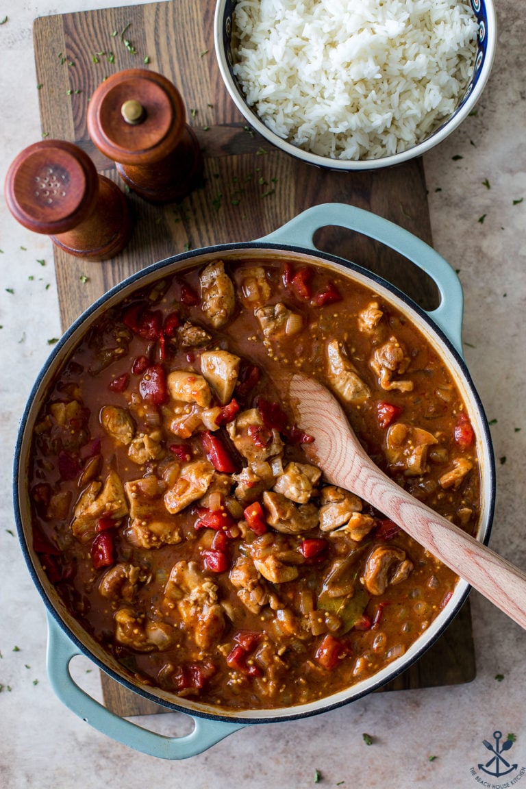 Overhead photo of a skillet of chicken vindaloo
